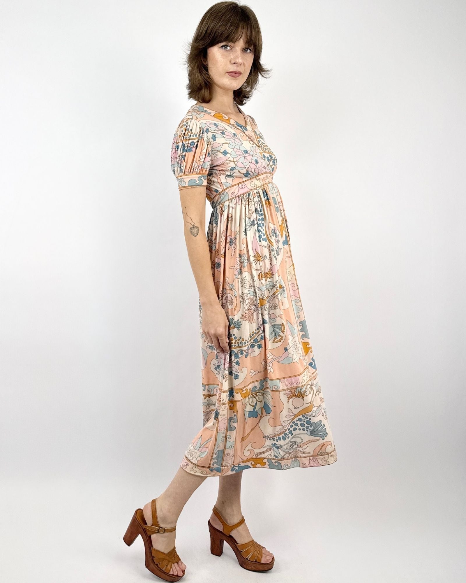 Bessi 60s Everything's Peachy Midi Dress