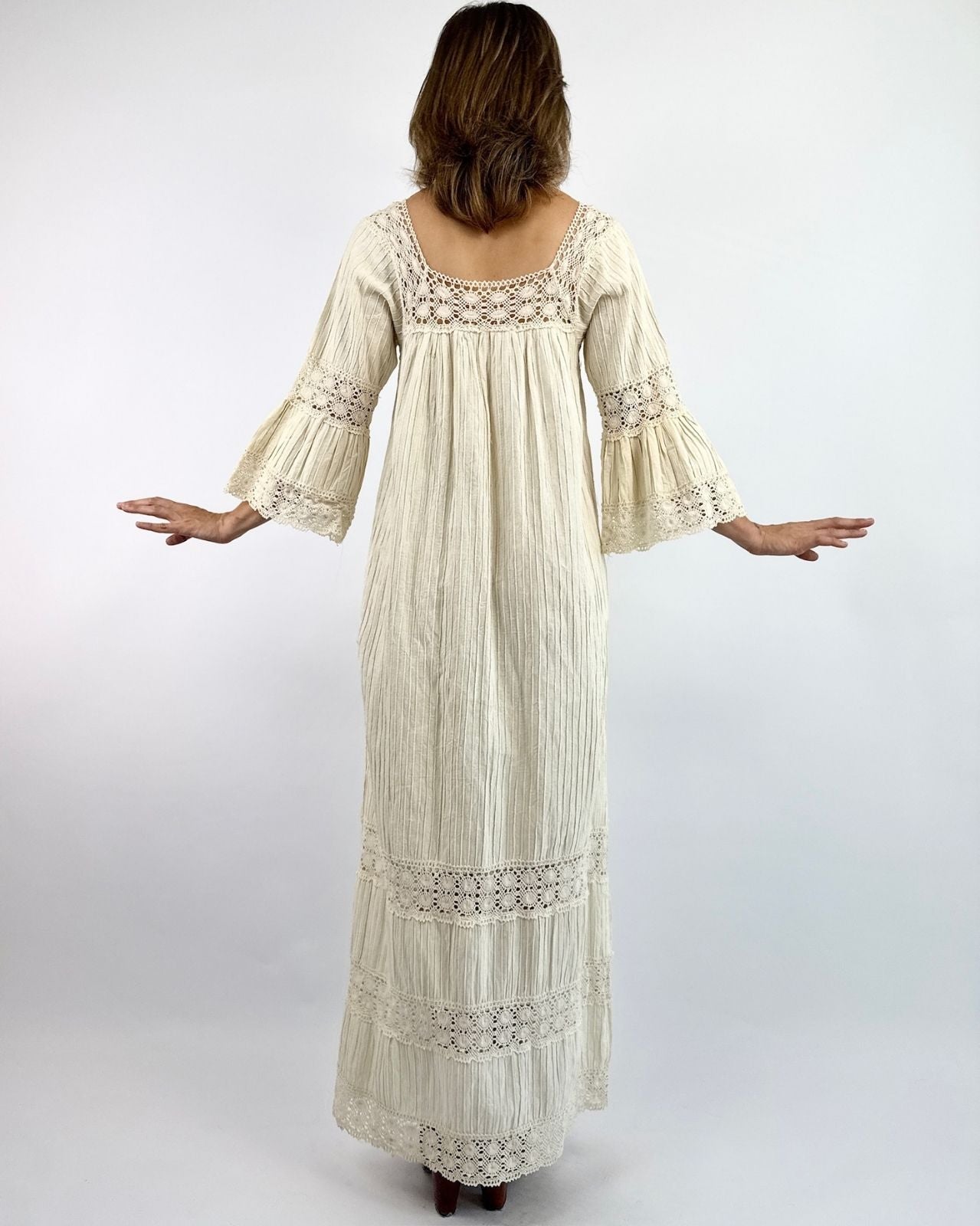 70s Angels Path Crochet Maxi Dress