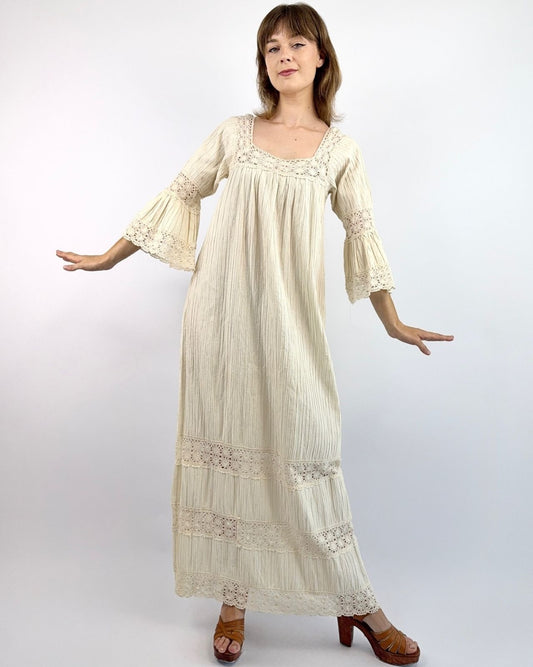 70s Angels Path Crochet Maxi Dress