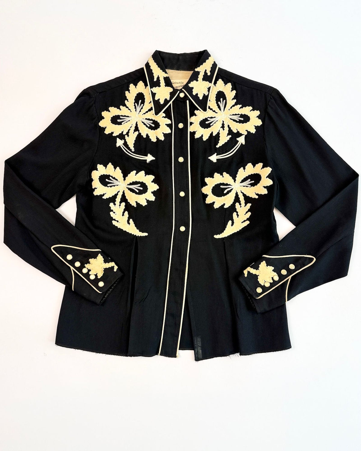 California Ranchwear Embroidered Pearl Snap