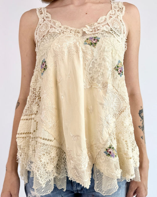 Ellen Johnson Fashion A Doily Lace Tank