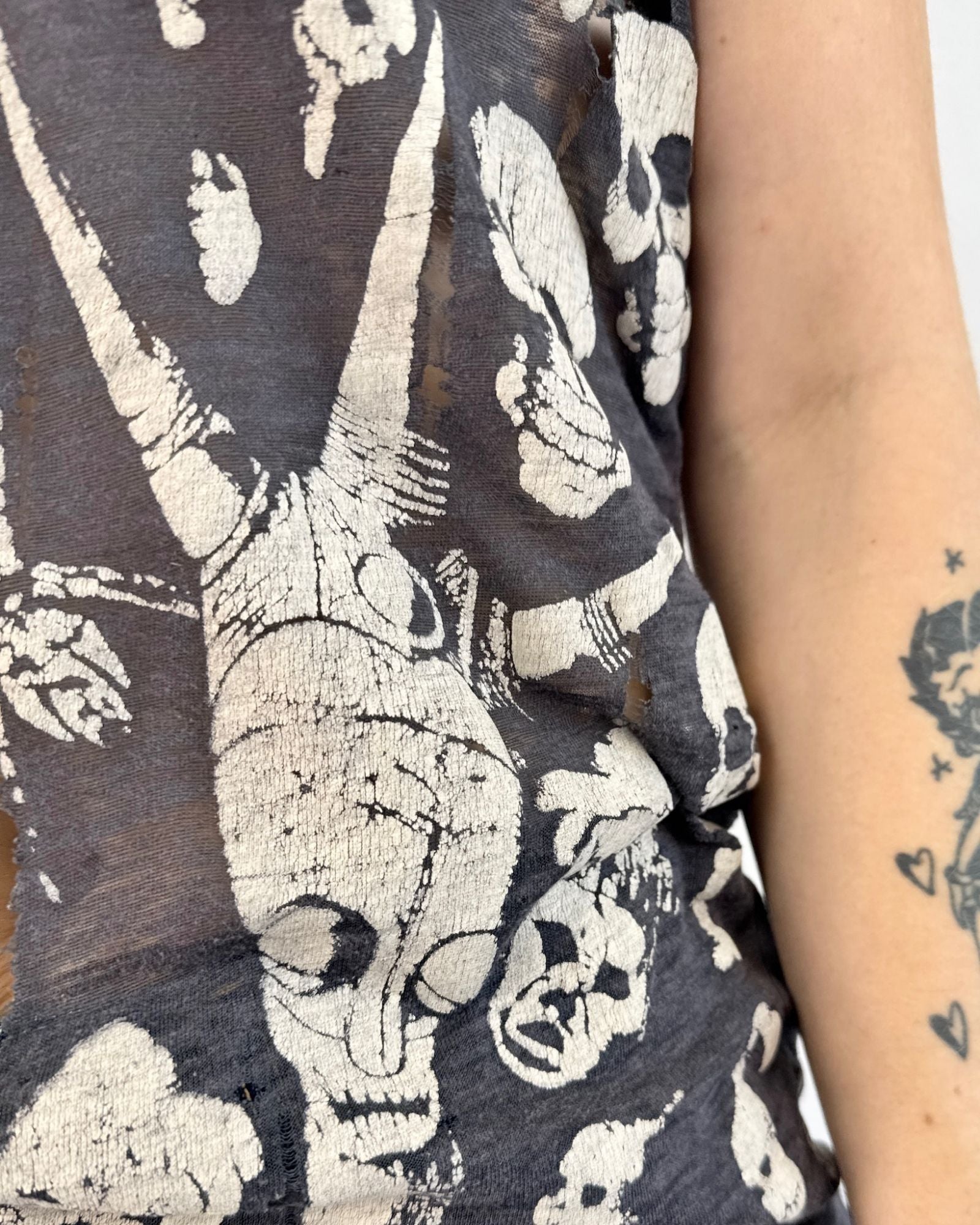 Skull and Cross Bones Tee