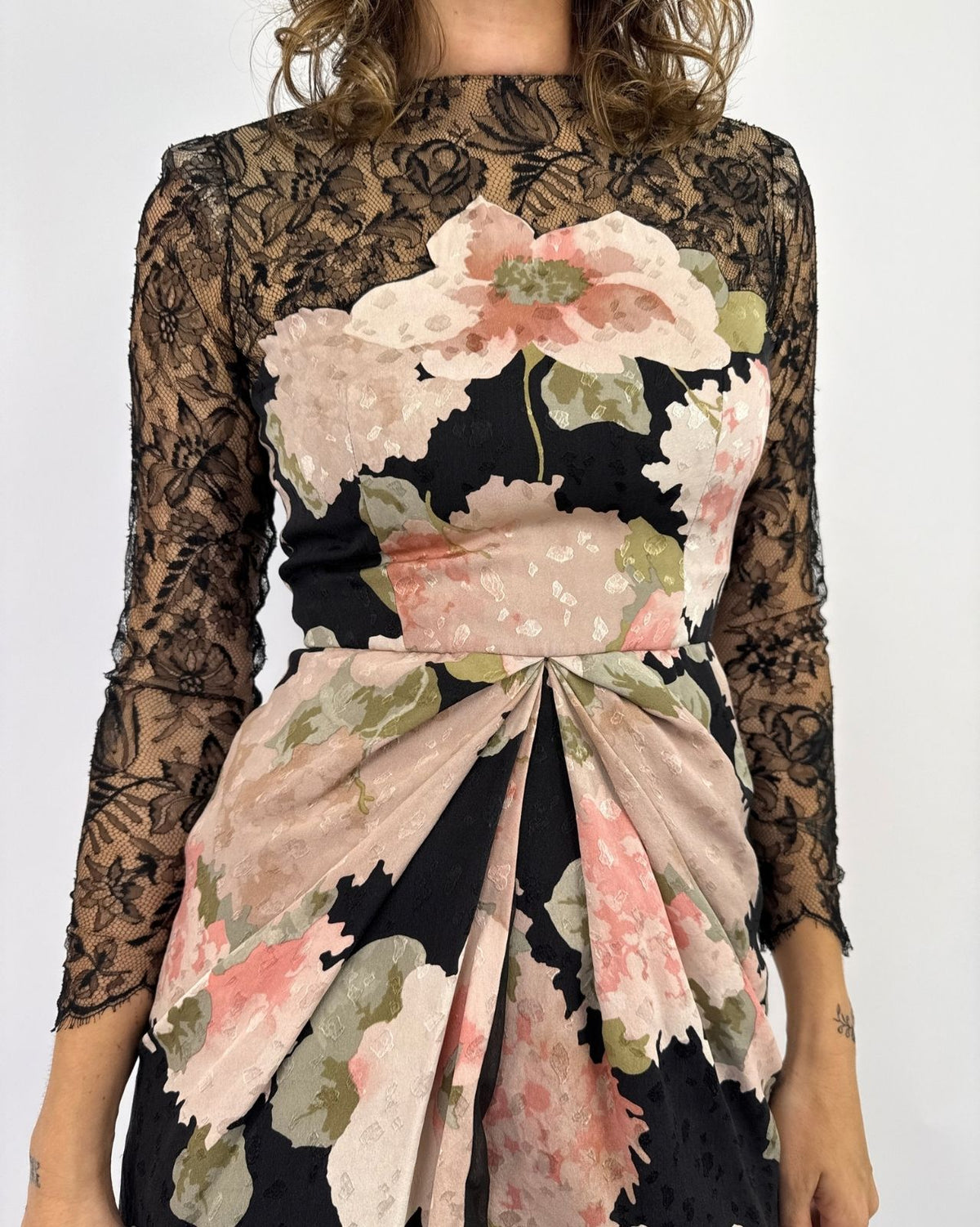 Bill Blass Edge of Romance Lace Dress
