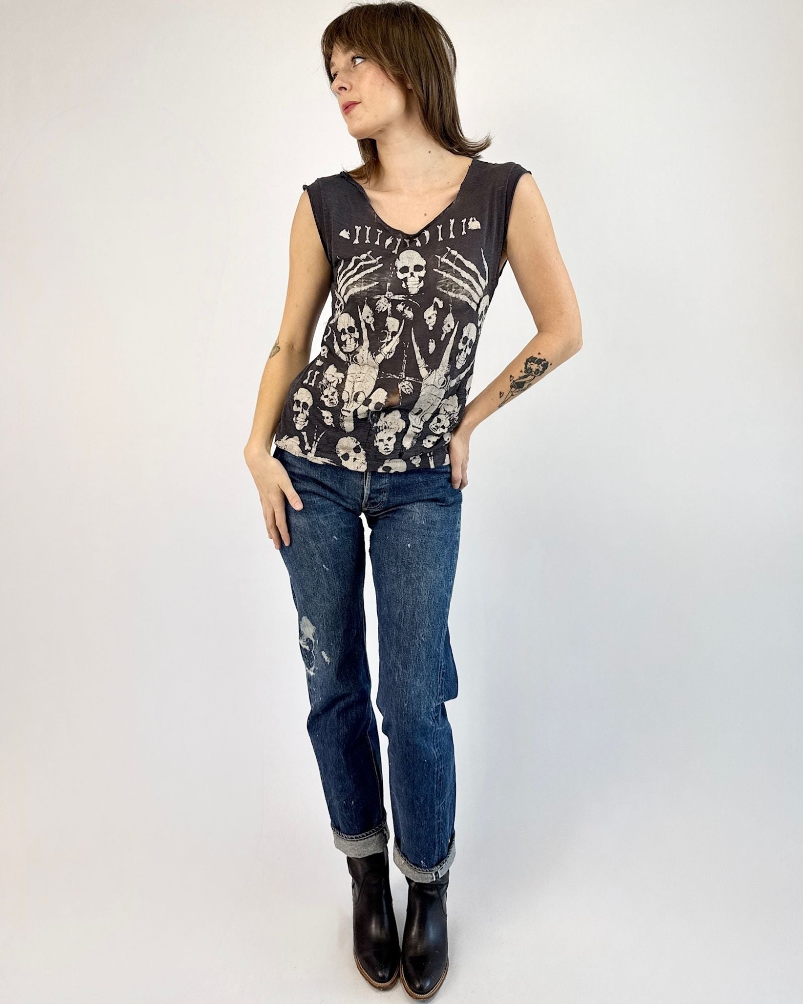 Skull and Cross Bones Tee