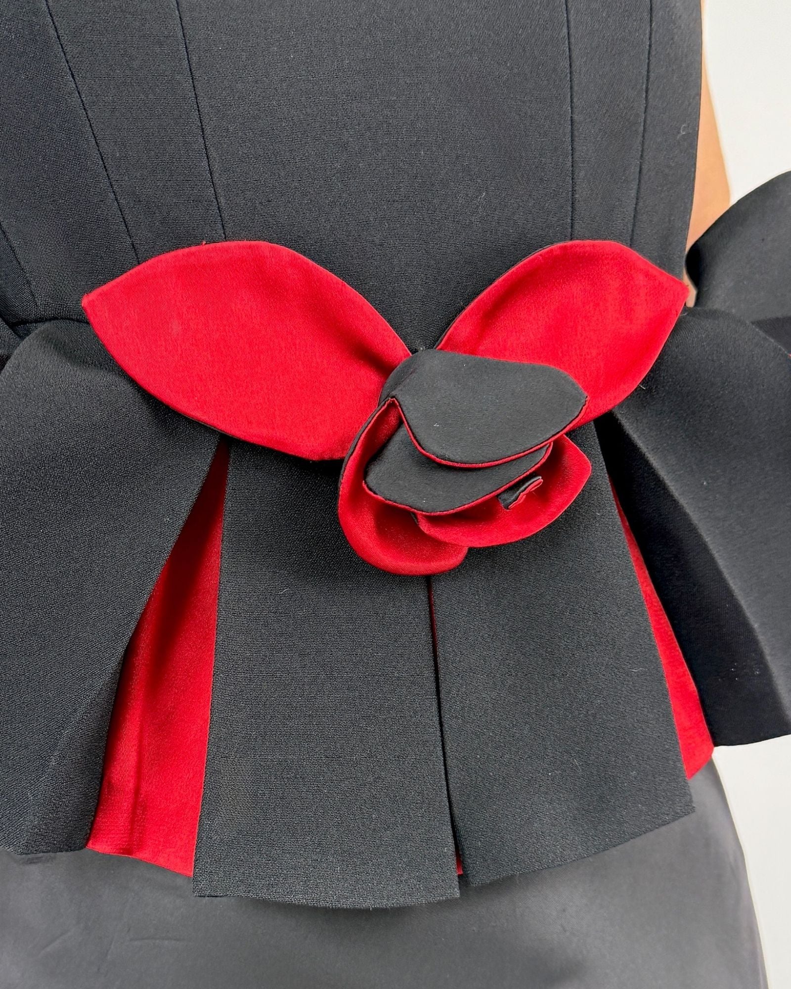 Moschino Helena's Rose Black Pleated Top