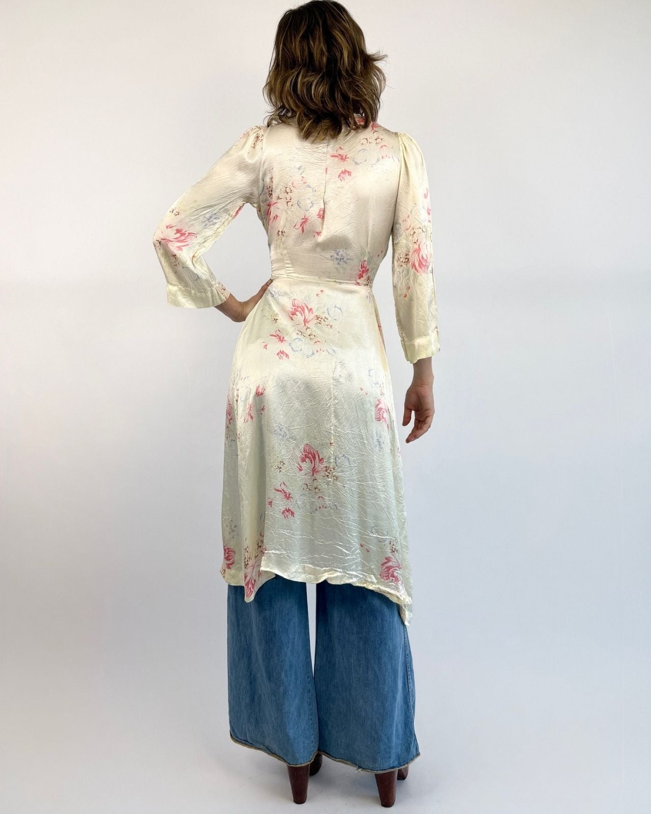 1930s Button Up Buttercup Satin Robe