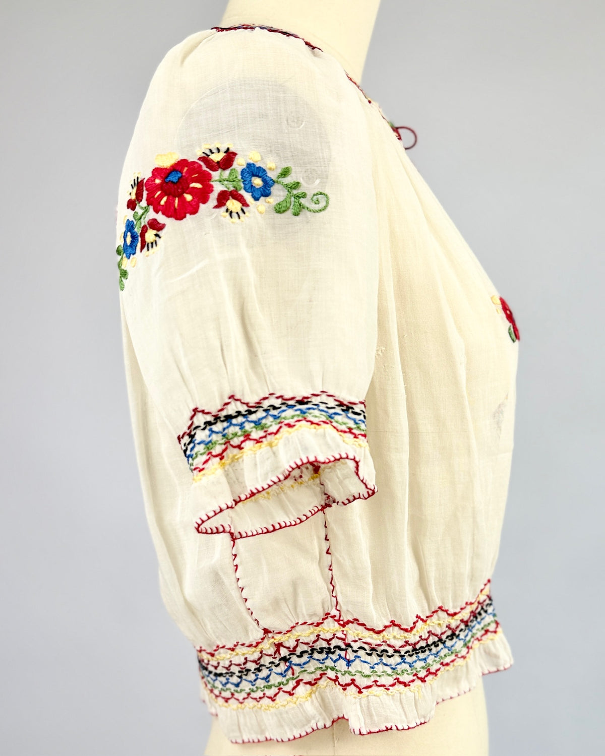 Nine Red Daisies Embroidered Blouse