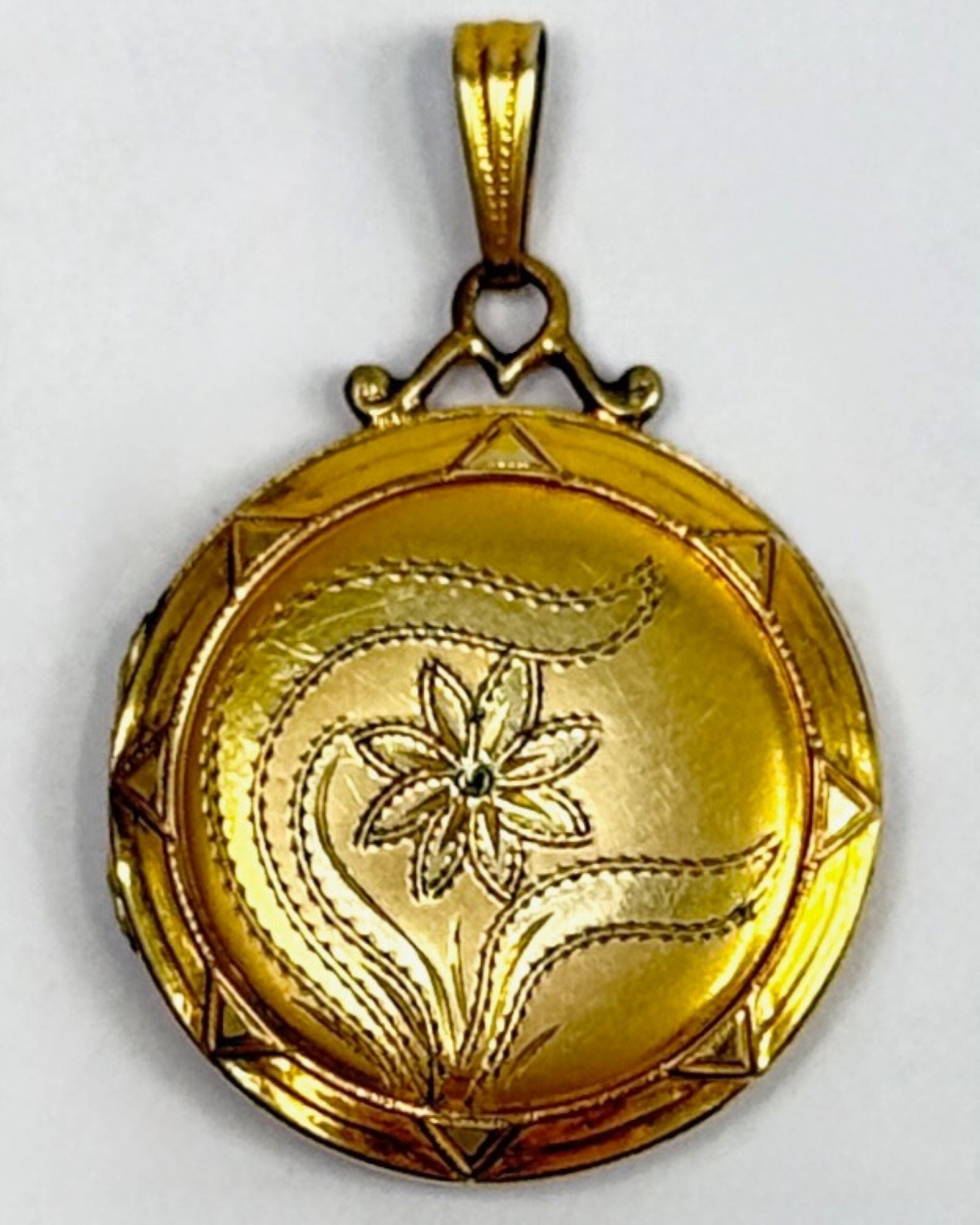 12k Round Gold Filled Flower Locket