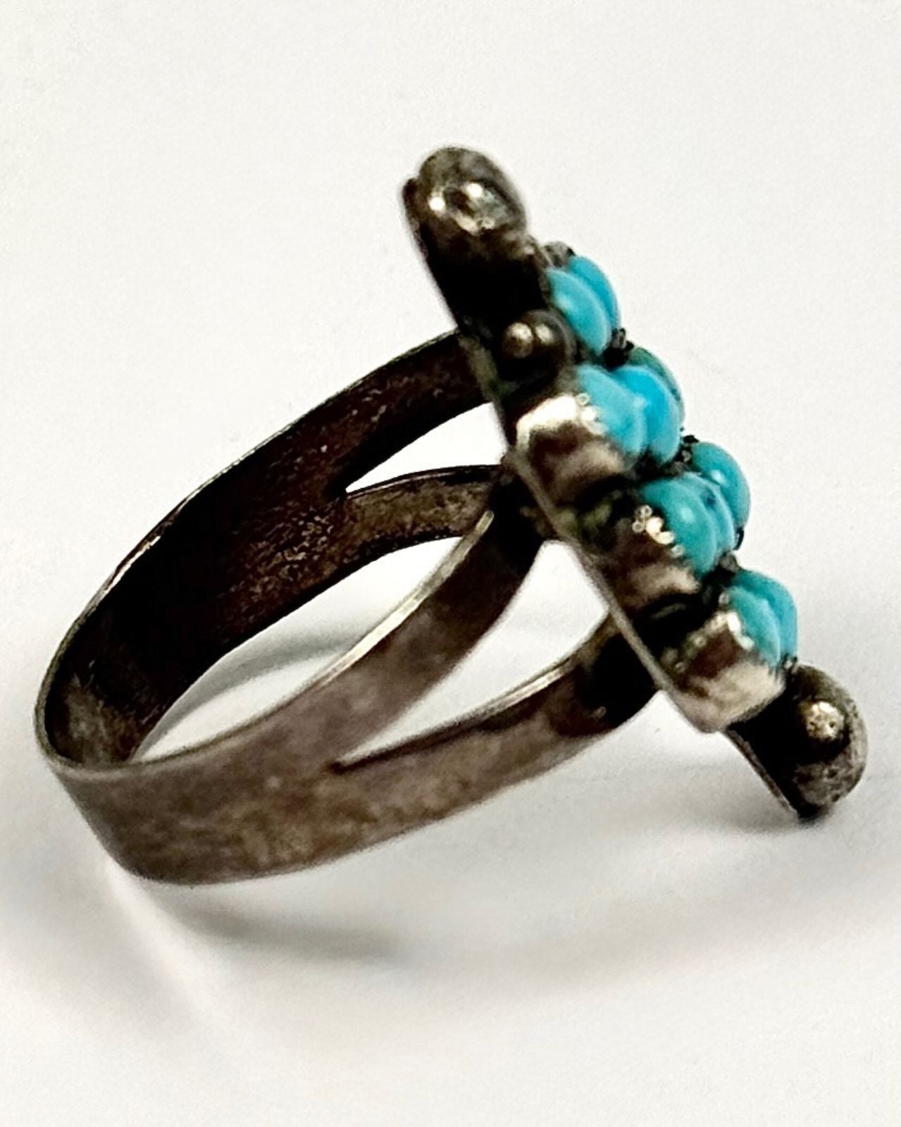 Zuni Petit Point Ring