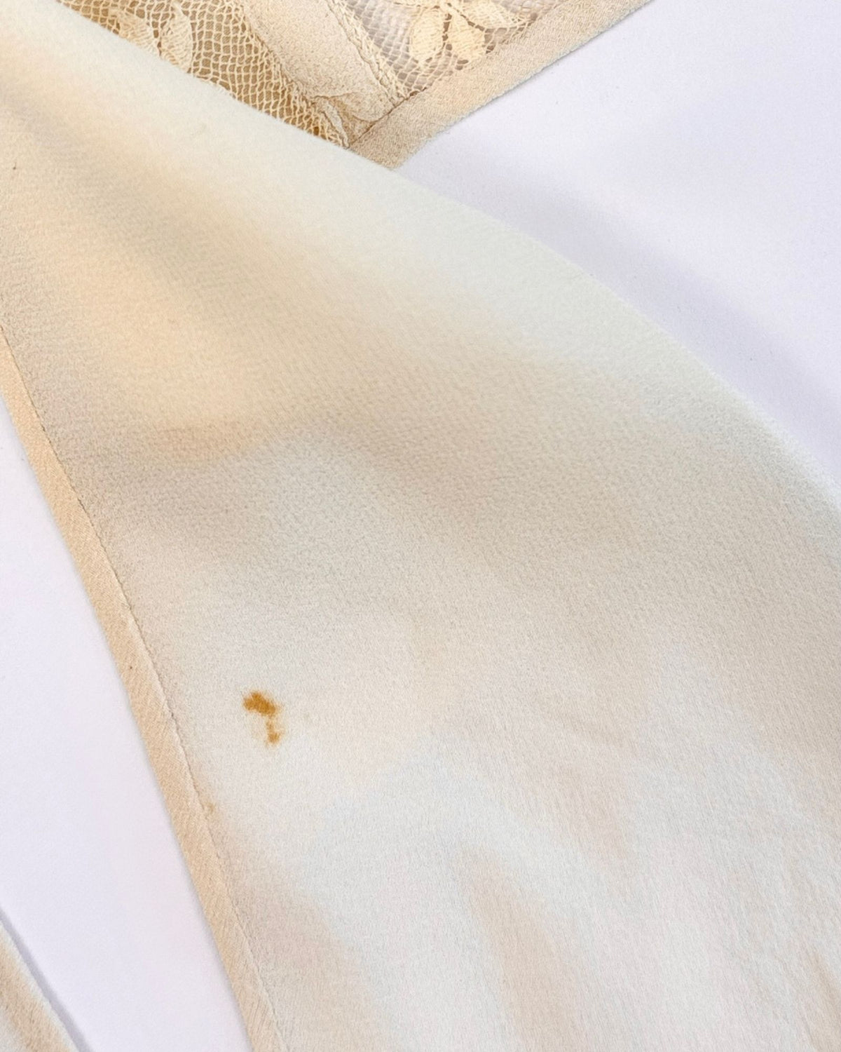 1930s Silk and Lace Tie Top