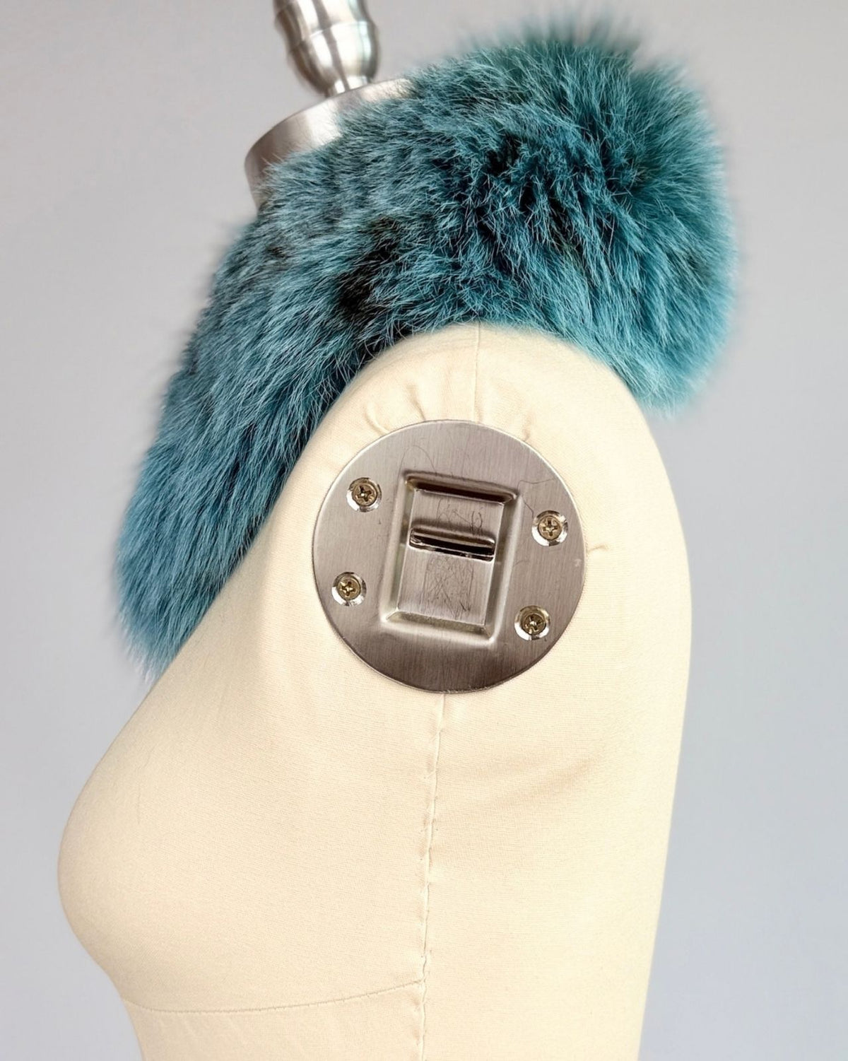 St. John Turquoise Lynx Fur Collar