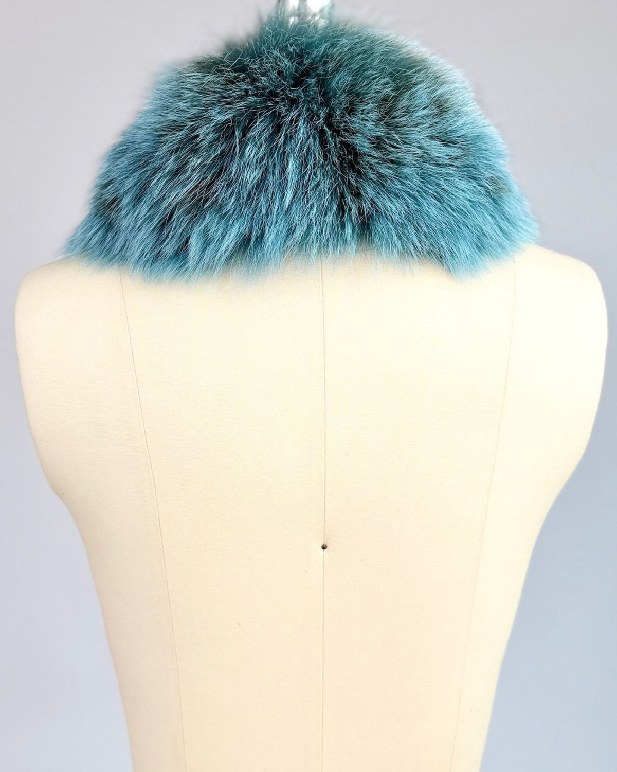 St. John Turquoise Lynx Fur Collar