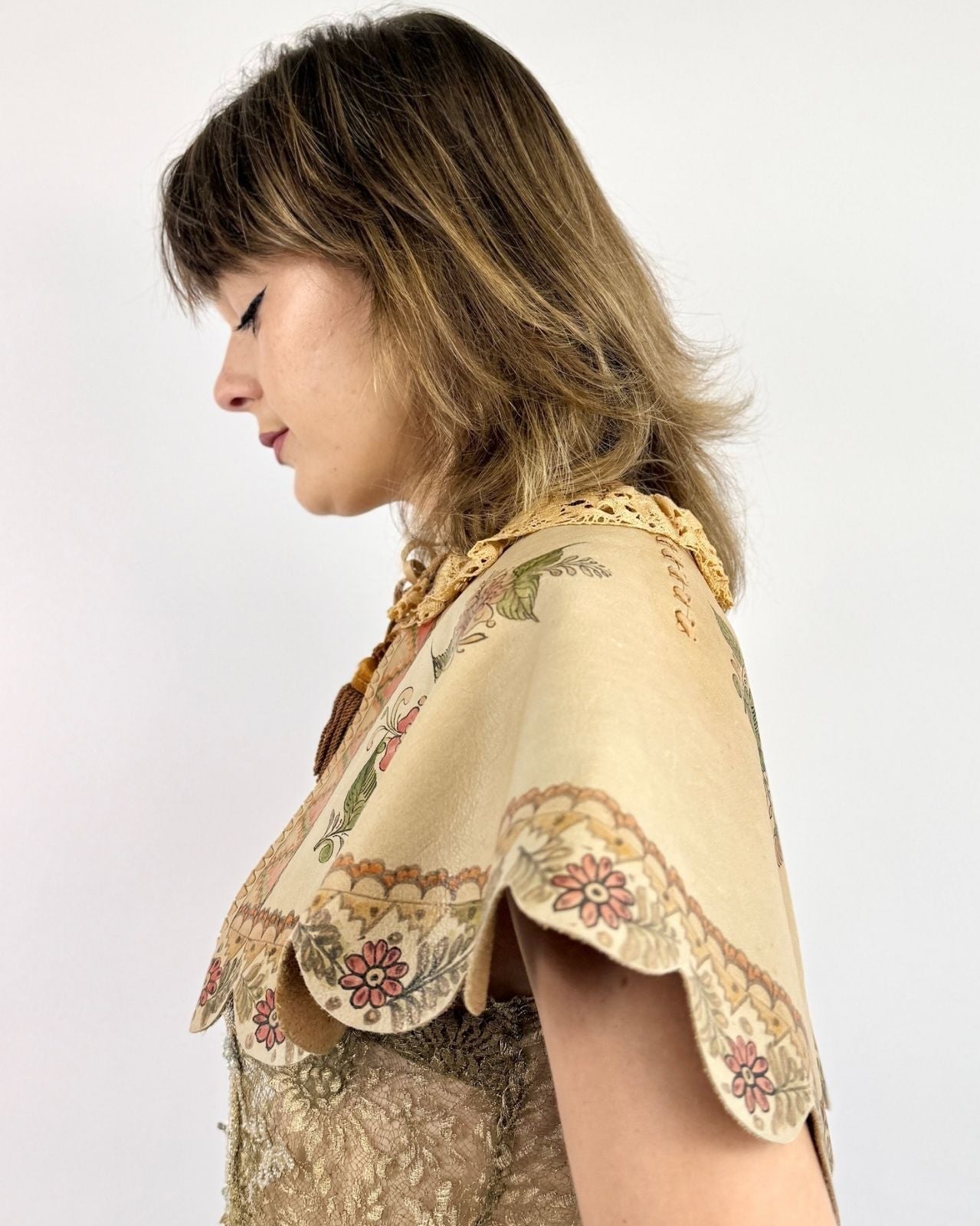 60s Char Wrapped In Petals Leather Collar