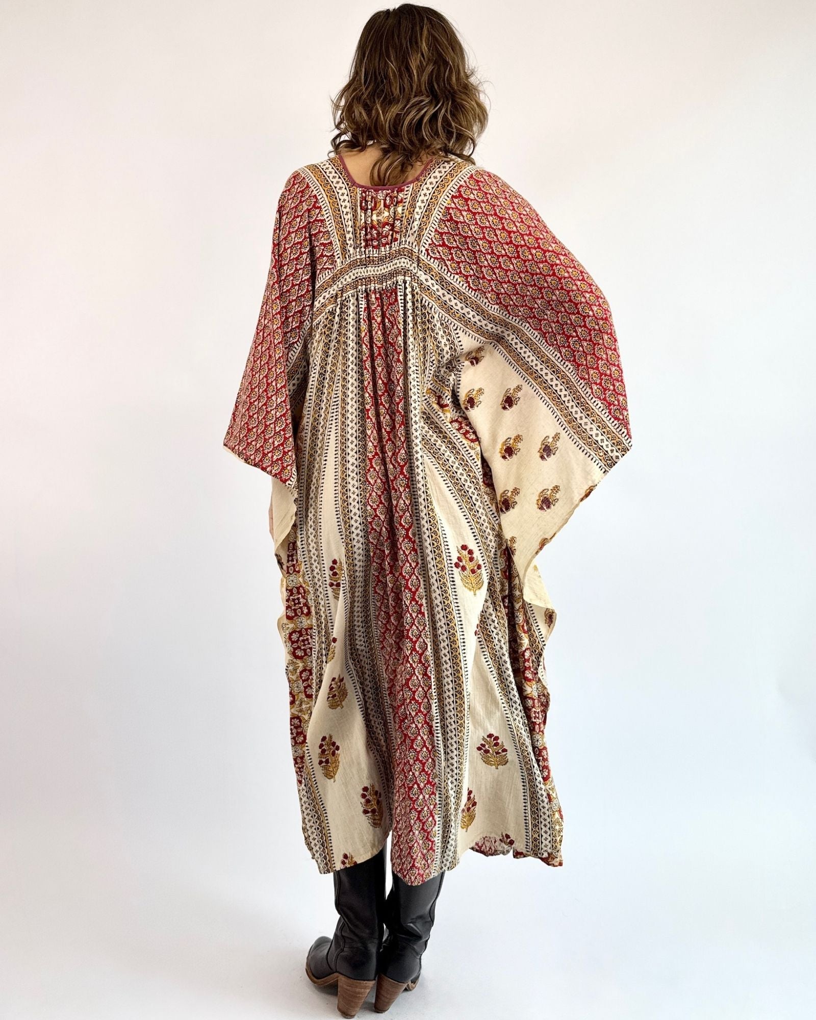 1970s Sandswept Gems Indian Cotton Caftan