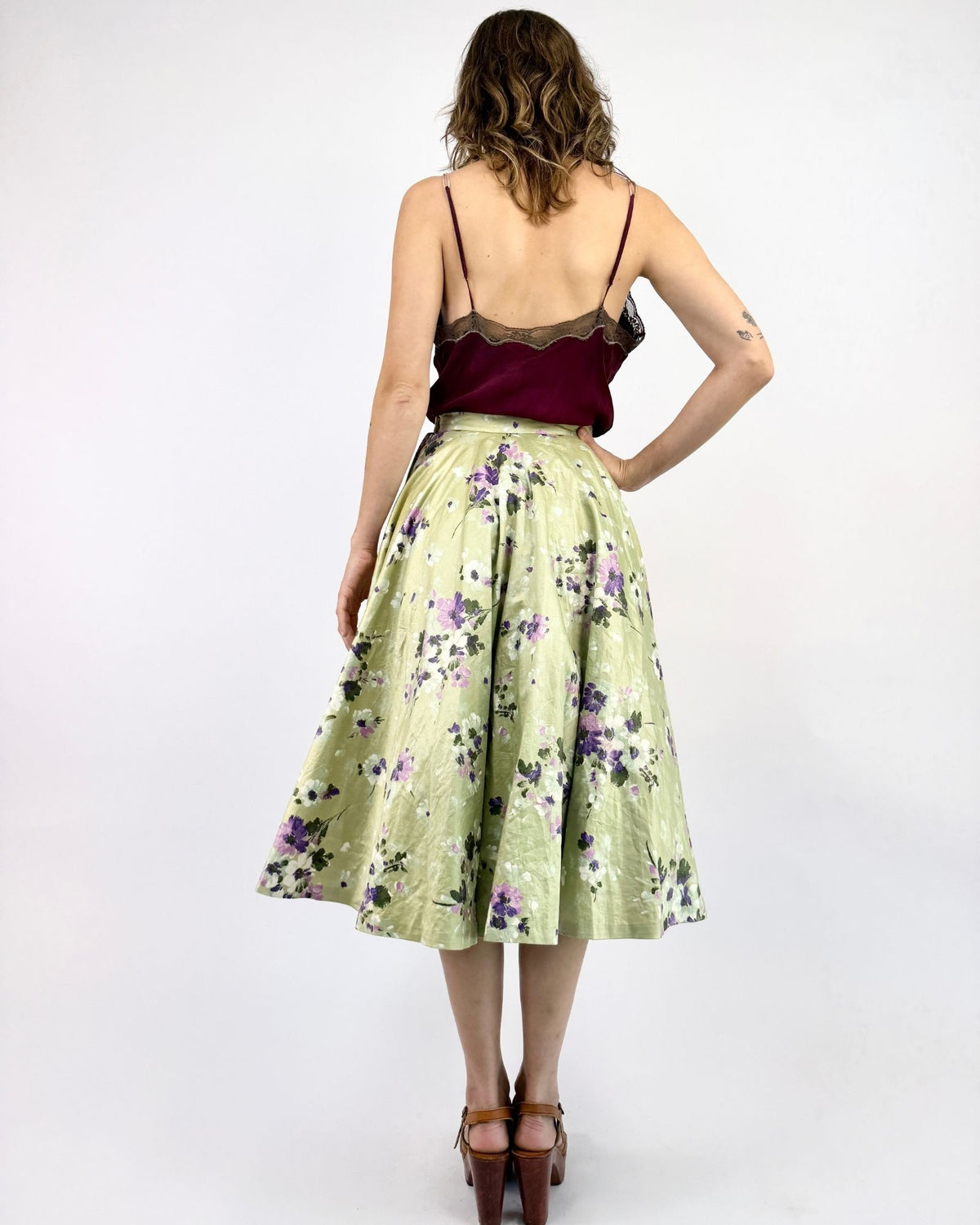 1950s Gliding Vines Floral Skirt