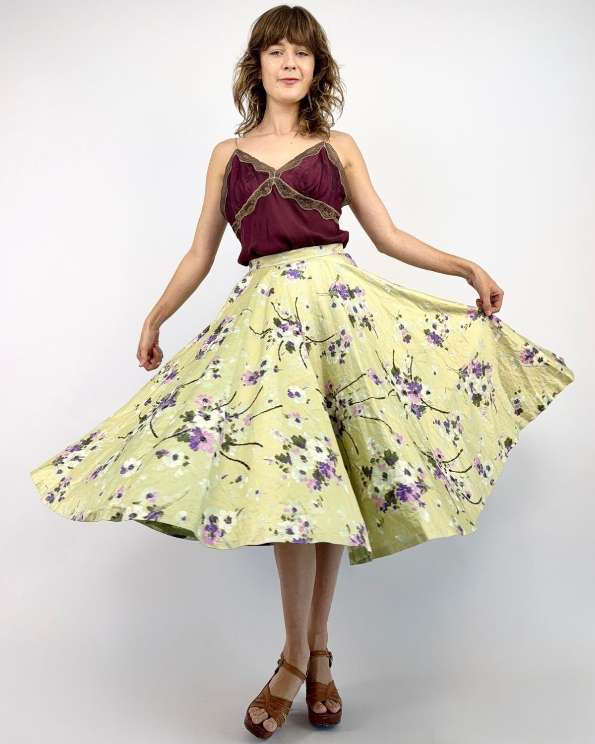 1950s Gliding Vines Floral Skirt