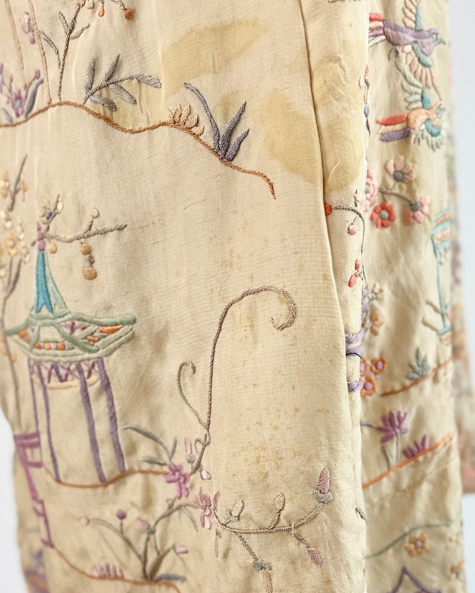 1920's Embroidered Chinese Robe