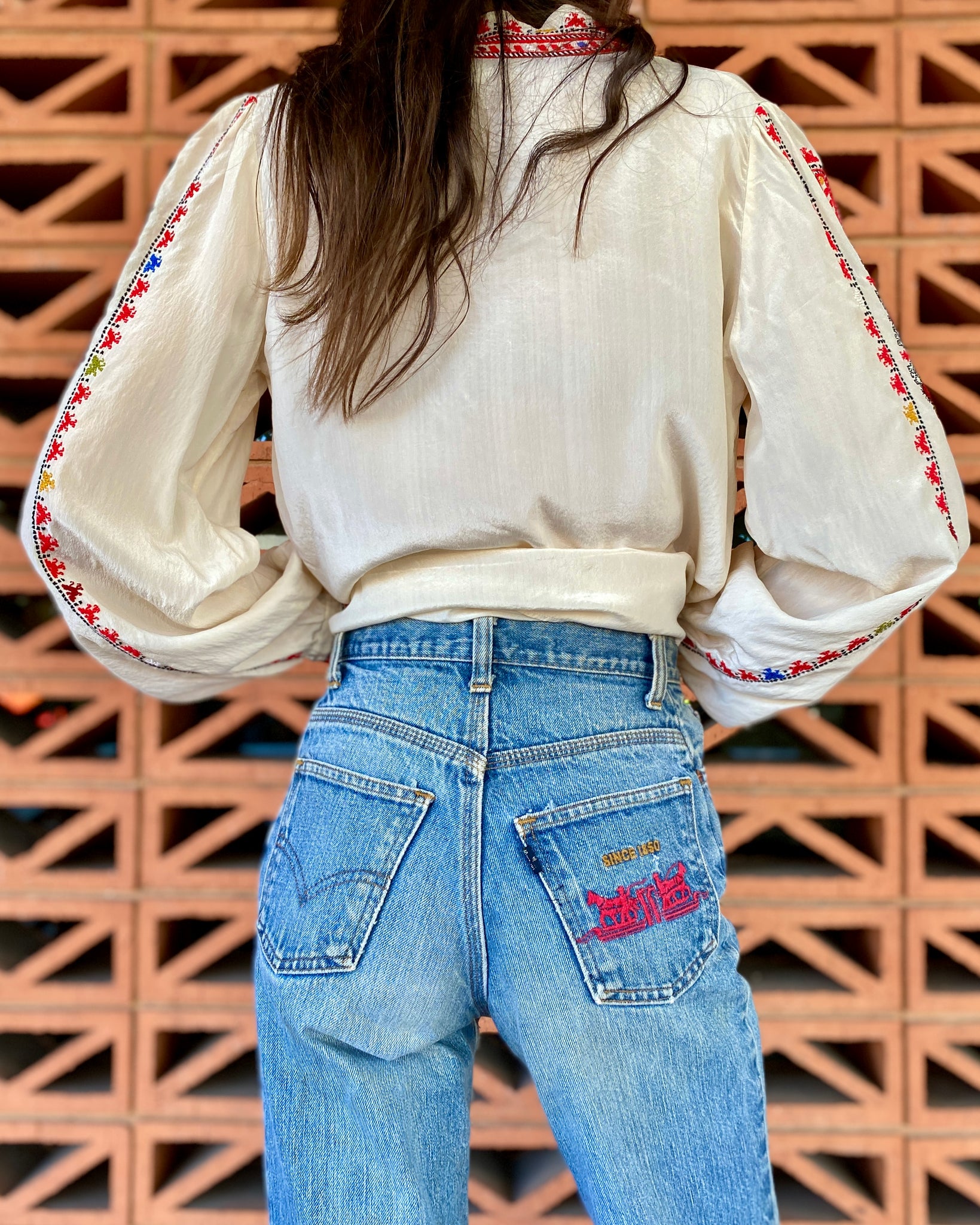 Levi's 70's Embroidered Bells