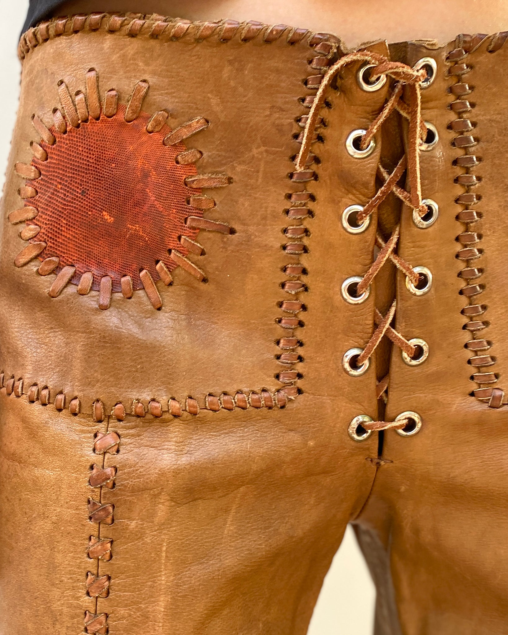 Sunny Afternoon 70's Char Leather Applique Pants