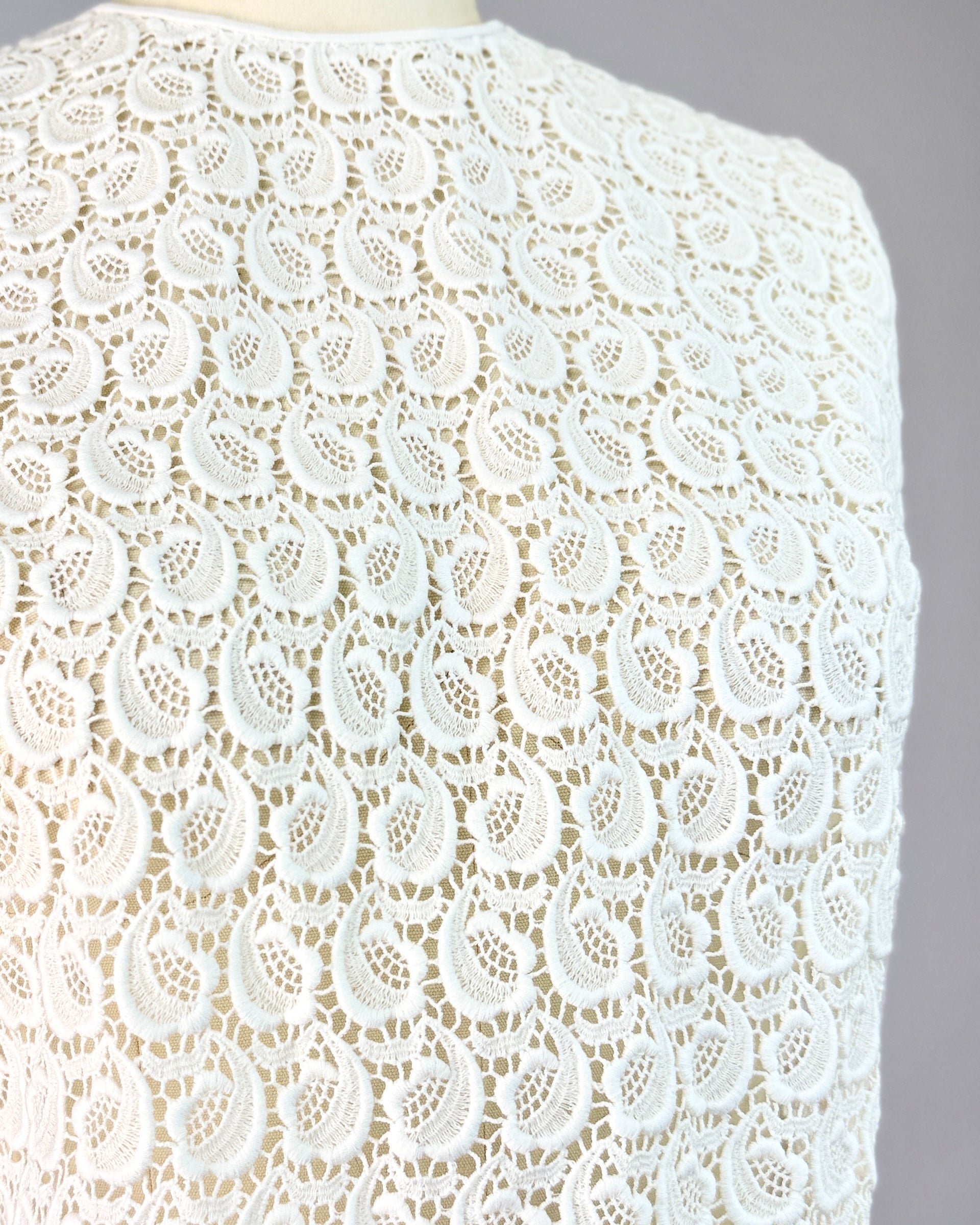 Super Sweet Eyelet Top