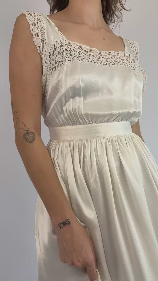 1930s Dove Springs White Slip Dress