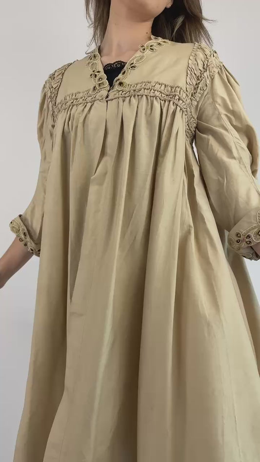 Grand Ol' Time Antique Dressing Robe