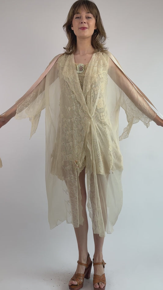 1920s Ribbon of Spells Antique Cream Robe